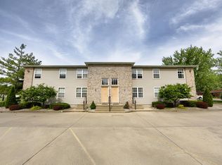 1950 Douglas St #1950DOUG-6, Charleston, IL 61920