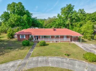 406 E Carolina Ave, Varnville, SC 29944