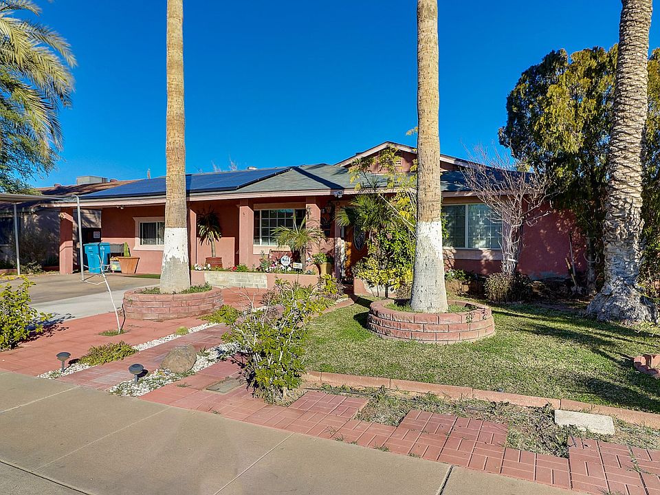 5520 W Lewis