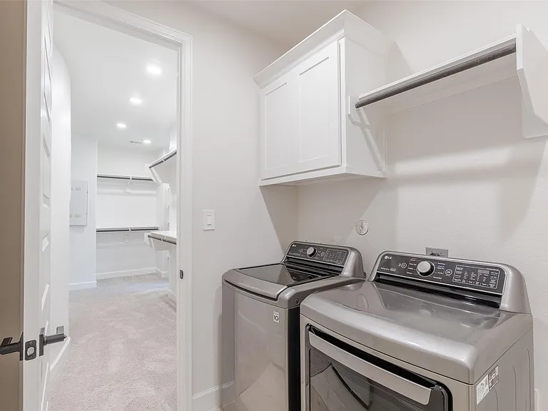3114 Swift Way — Photo 31