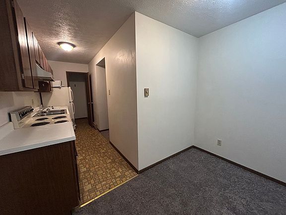 3rd image of 459 Old Route 19 APT 8