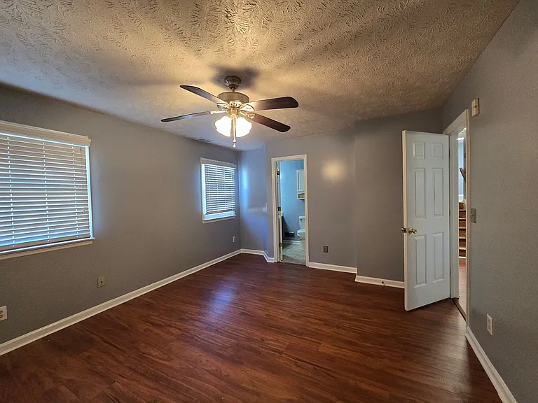 6957 Bone Creek Dr — Photo 26