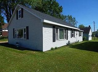 419 W Main St, Lena, WI 54139