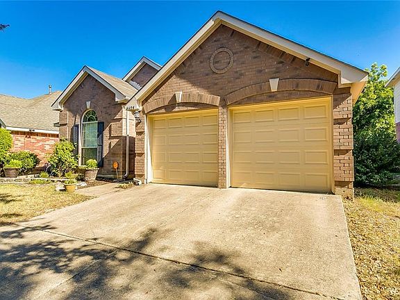 2nd image of 4628 Belladonna Dr