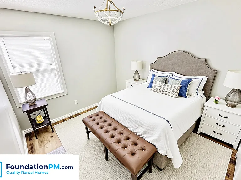 3181 Parham St — Photo 16