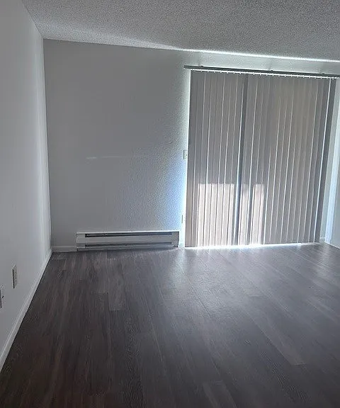 Spring Lake Apartments — Photo 9