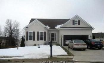 1st image of 813 Lakeland Ct
