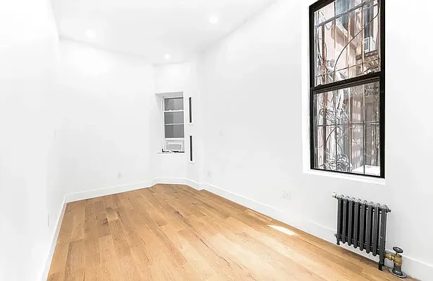 Rented by Corcoran | media 8