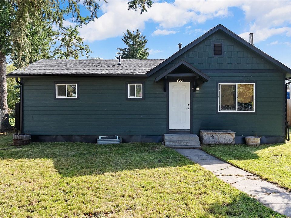 1st image of 622 2nd Ave SE