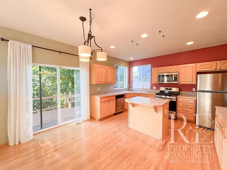 18128 Mount Walker Dr NE — Photo 10