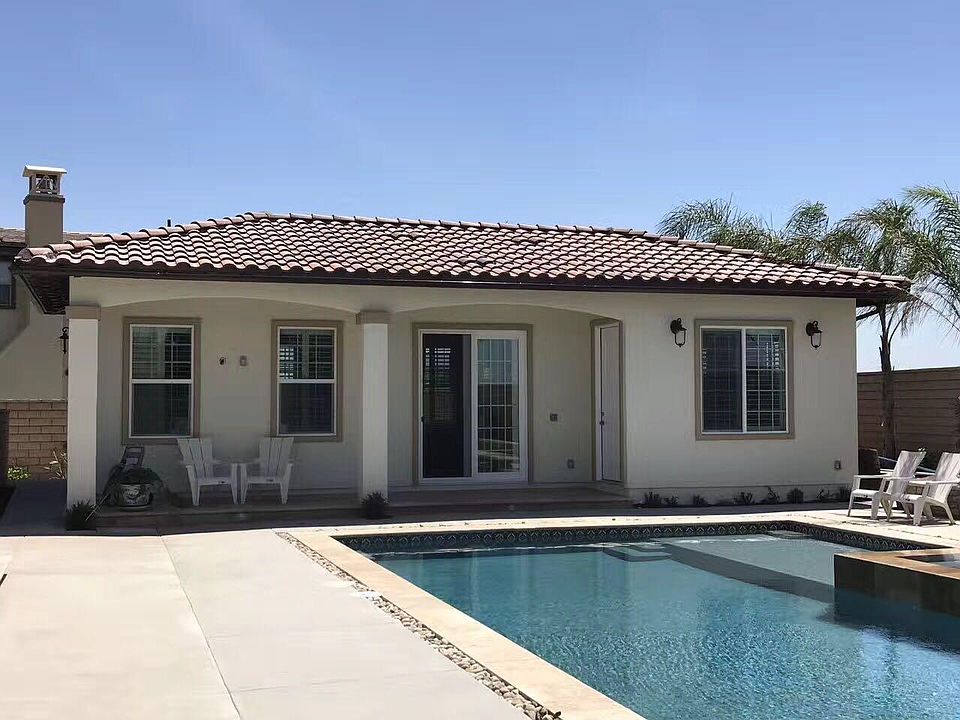 single guest house