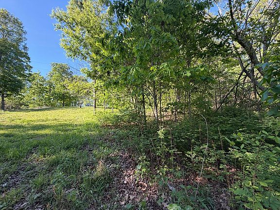 5th image of 15748 Sargent Road
