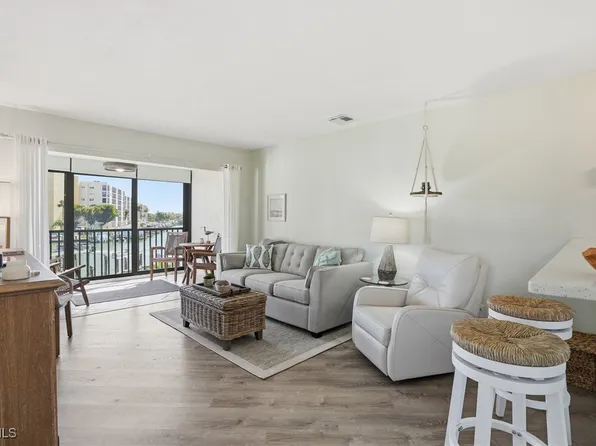 200 Lenell Rd APT 120, Fort Myers Beach, FL 33931