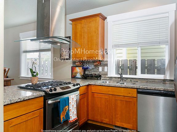 3rd image of 1635 SE 88th Ave