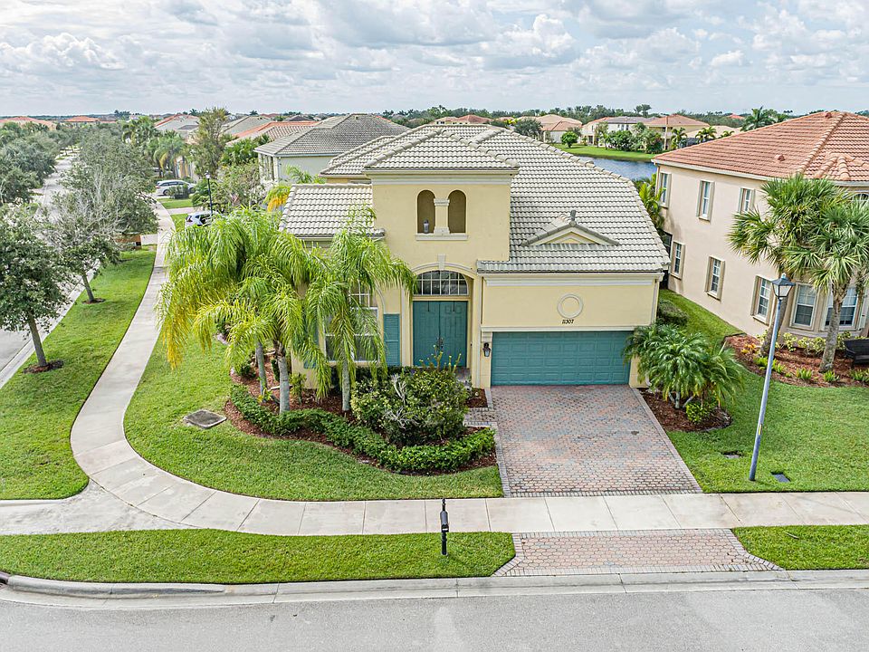 1st image of 11307 SW Kingslake Circle