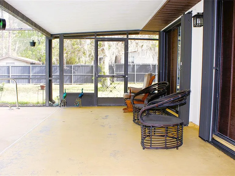 3201 Bartlett St — Photo 31