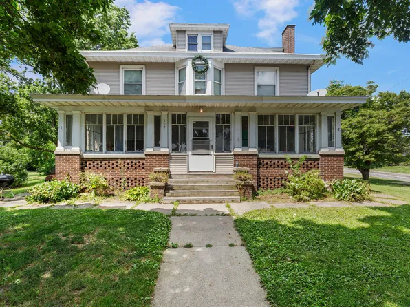 102 Bodman St, Milmine, IL 61855