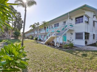 6100 21st St N APT 9, Saint Petersburg, FL 33714