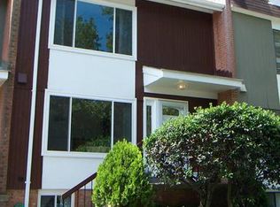 6834 Supreme Ct, Springfield, VA 22150