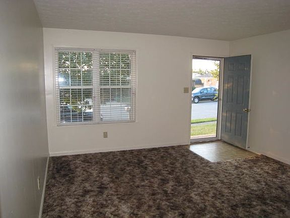 2nd image of 536-538 Bell Place Dr