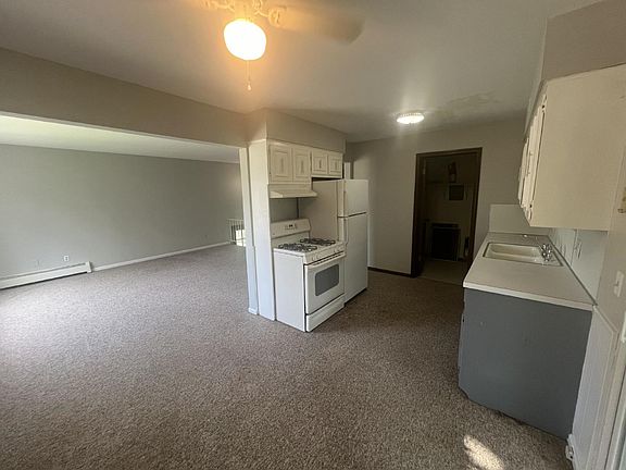 4th image of 1022 Coral St