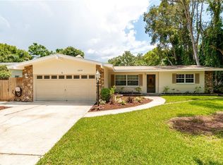 12219 Oak St, Largo, FL 33774