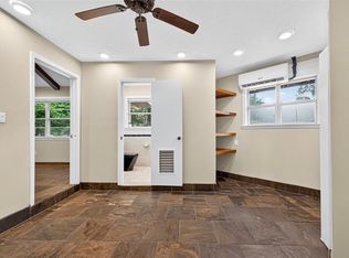 4628 Roseneath Dr #A, Houston, TX 77021