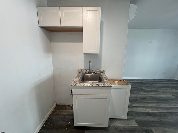 3rd image of 3501 Pacific Ave APT 90