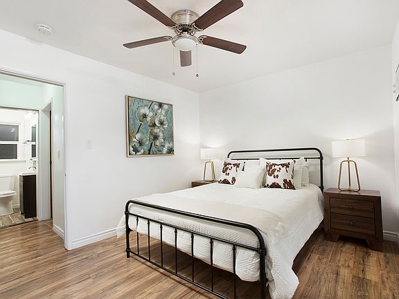2nd image of 310 Pasadena Ave #19