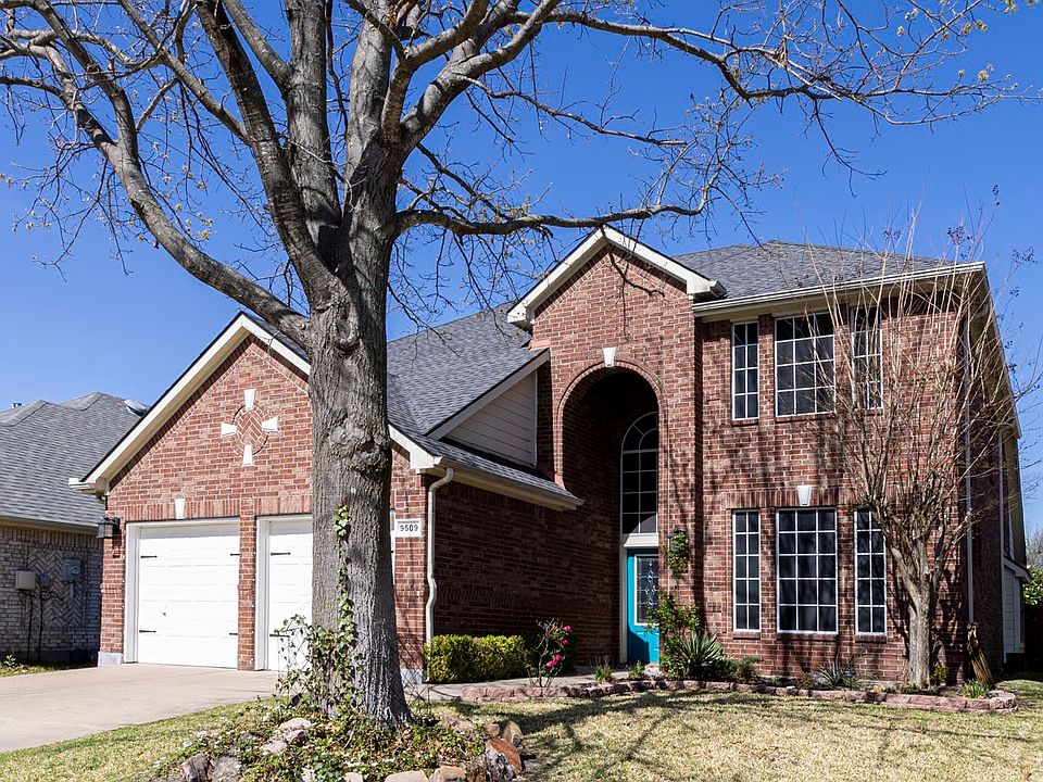 1st image of 9509 Glenshee Dr