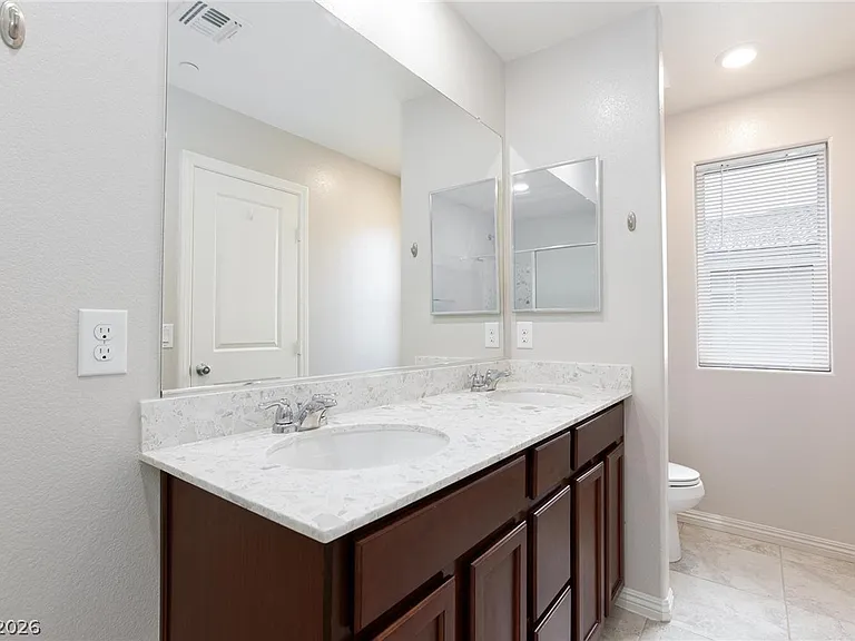 5327 Lazy Breeze Ave — Photo 26