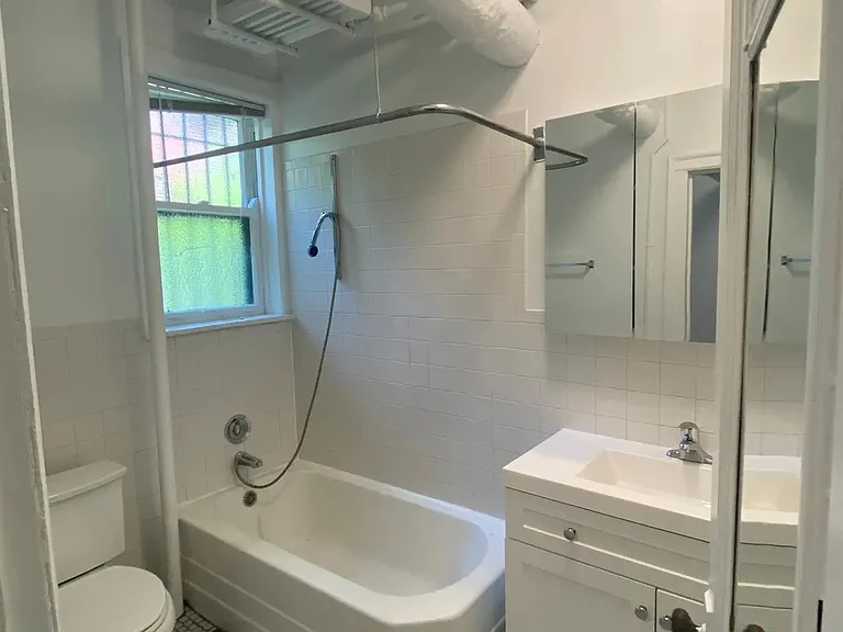 509 W Aldine Ave #GE — Photo 6