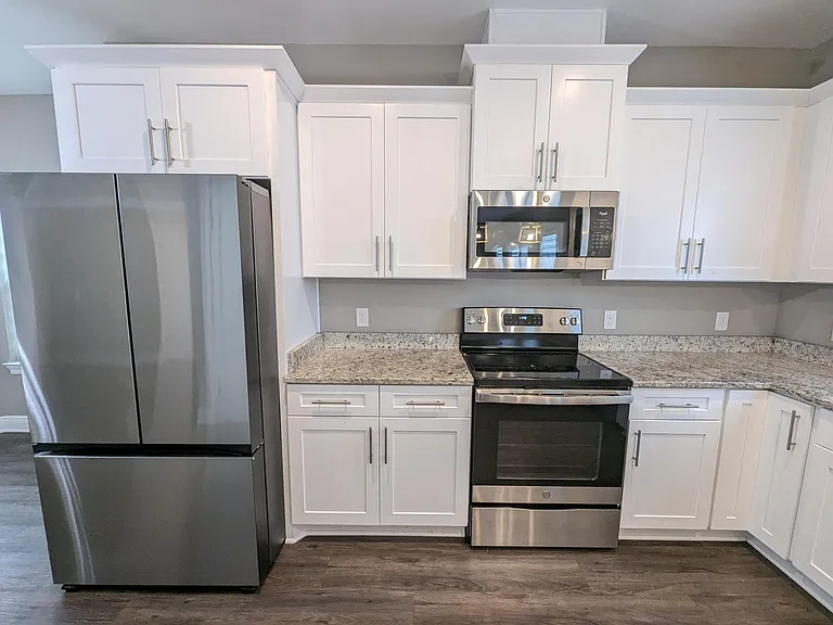 2335 Hadleigh Hills Ct — Photo 8