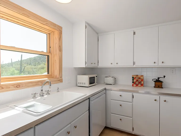 37934 N School House Rd — Photo 12