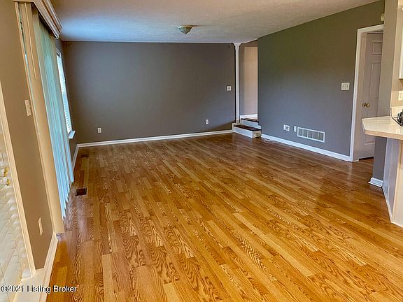 4th image of 11901 Anoka Ct