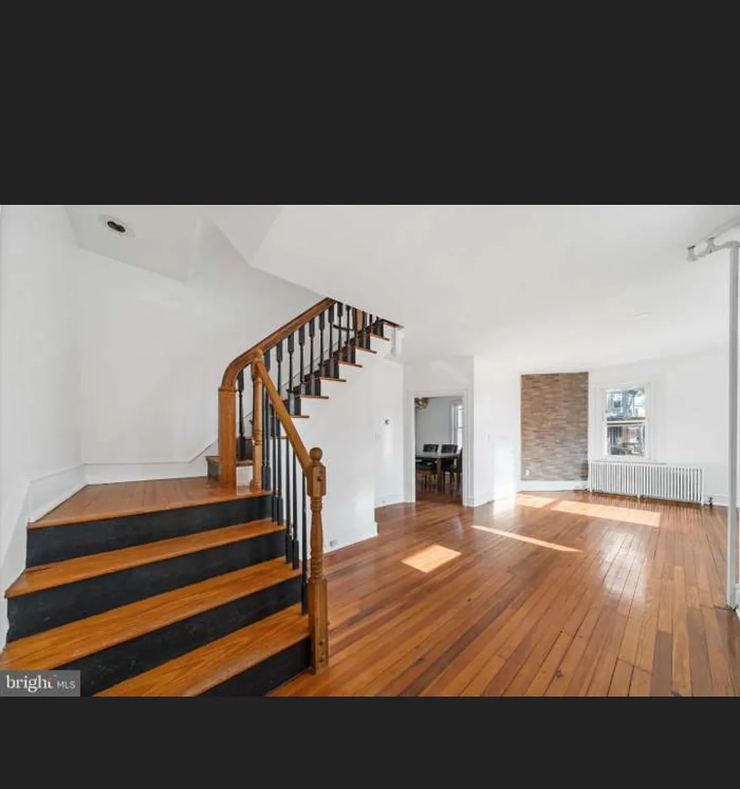 4 bed, 1.5 bath, 1500 sqft, $2,395 — Photo 2
