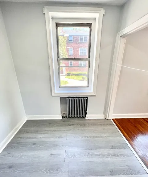 162 Park Ave — Photo 14