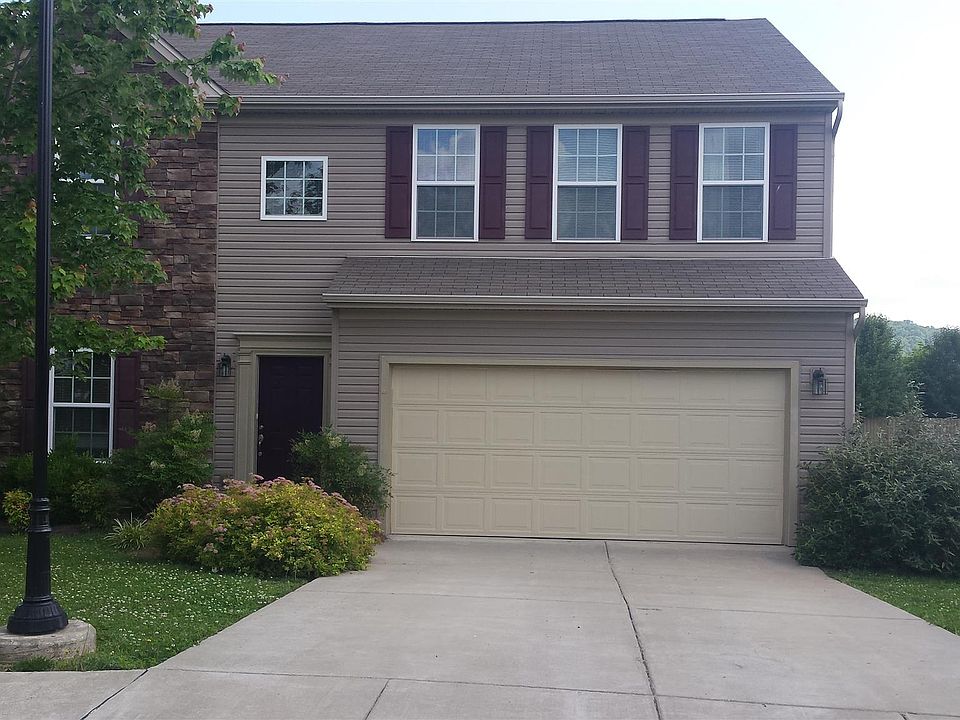 1st image of 512 Lyndeboro Ct