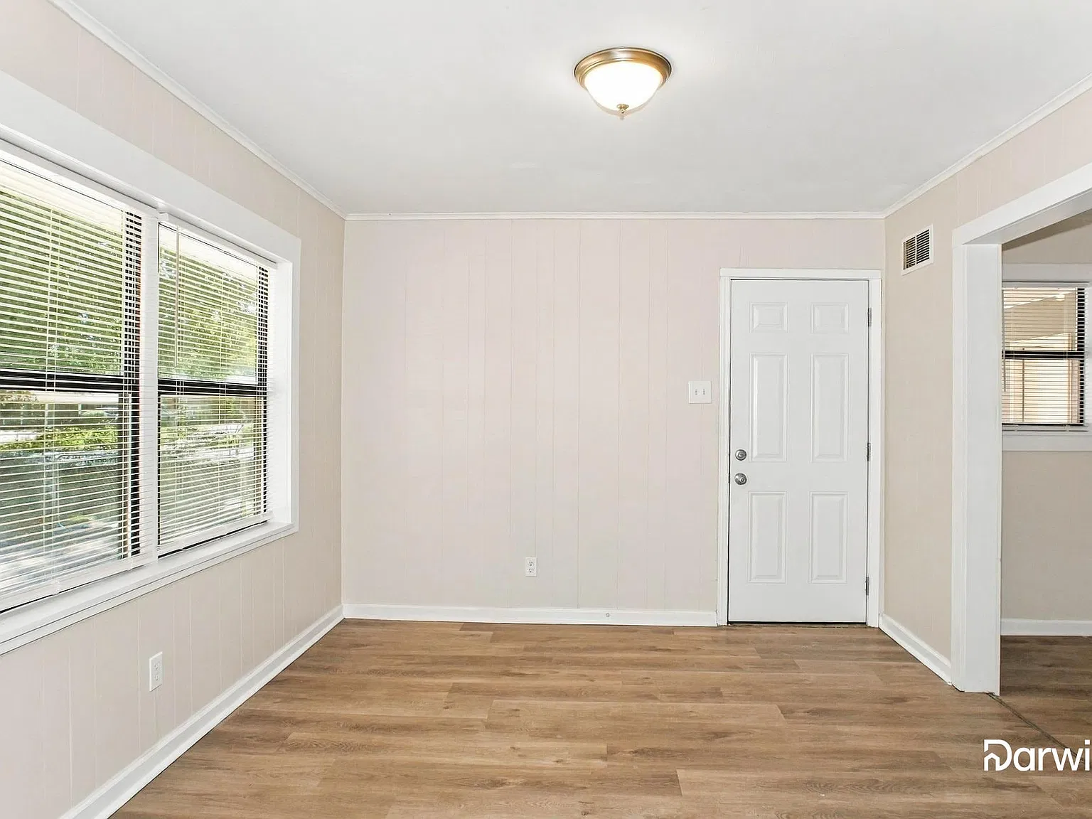 3 bed, 2.0 bath, 1219 sqft, $1,195 — Photo 4