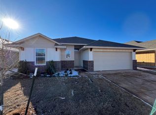 18205 Austin Ct, Edmond, OK 73012