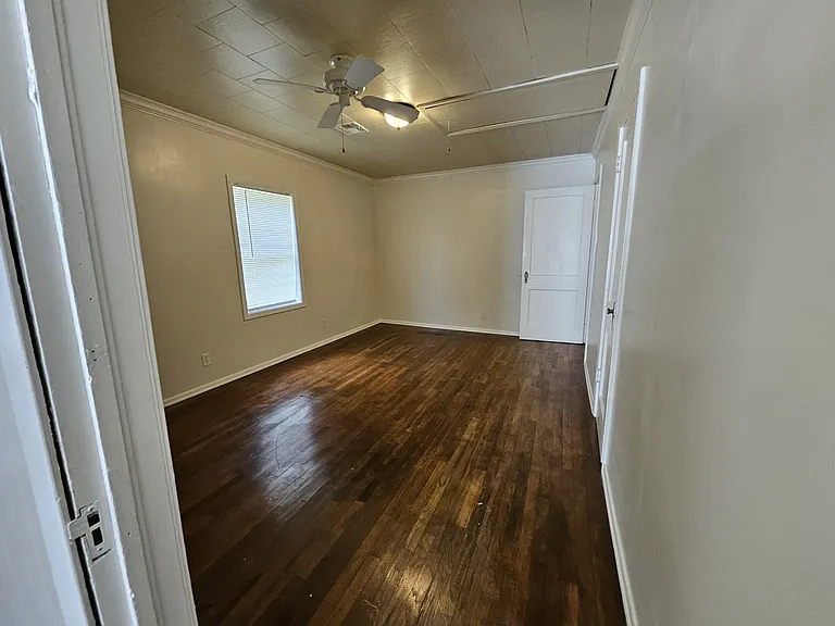 1522 Peach Tree Ln — Photo 13
