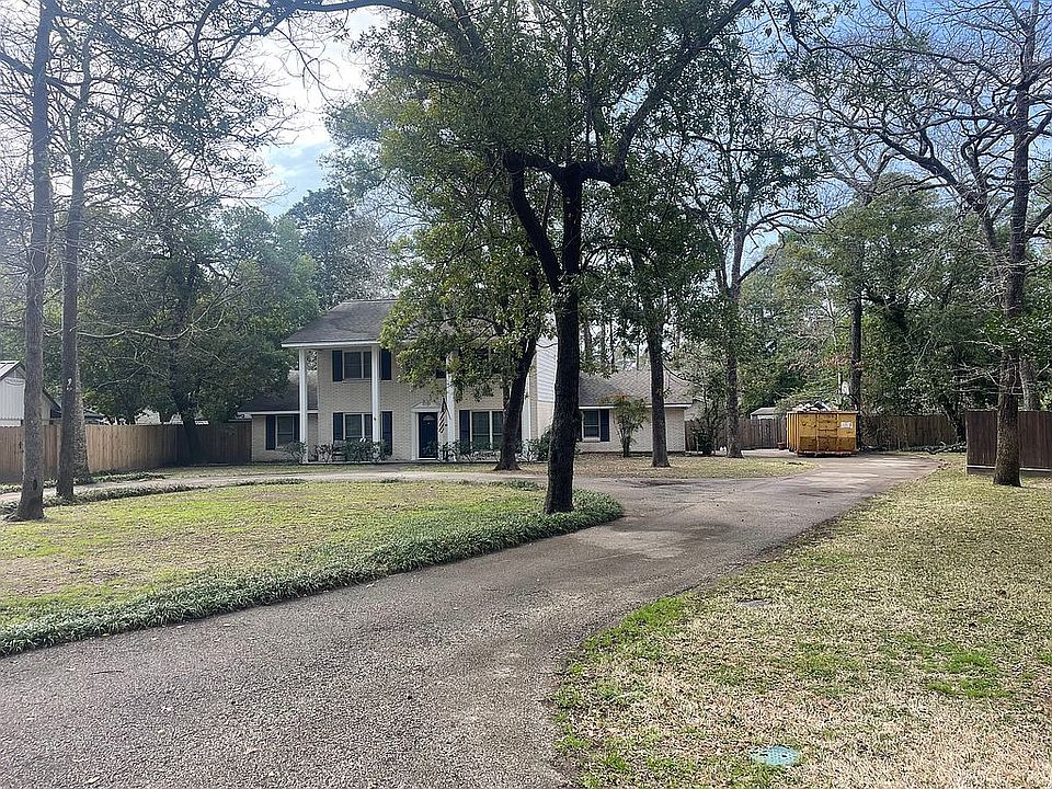 Front view of circular drive