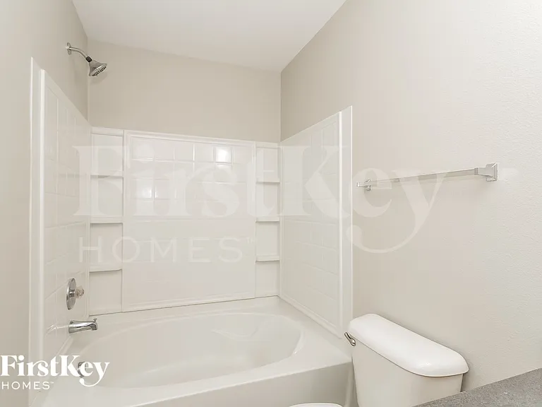 4117 Salem Springs Ct — Photo 10