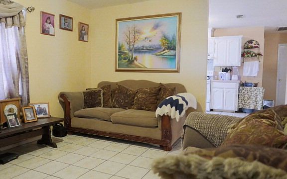 2nd image of 1103 Washingtonia Palm Ave