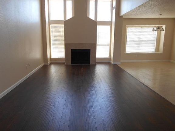 5th image of 142 Southwood Dr