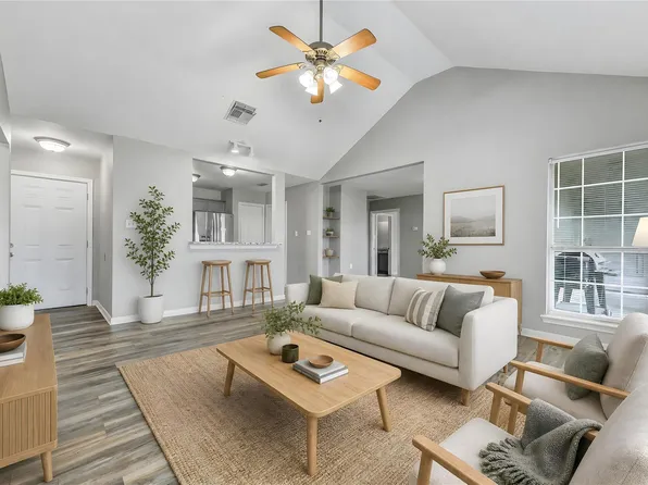 1C Prairie Knoll Dr, Santa Fe, TX 77510