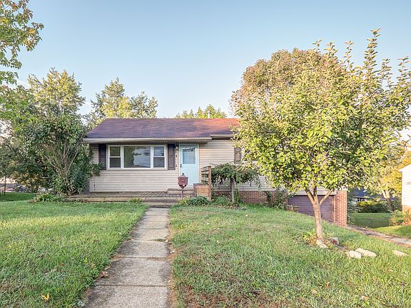 2nd image of 2809 Nacoma Pl
