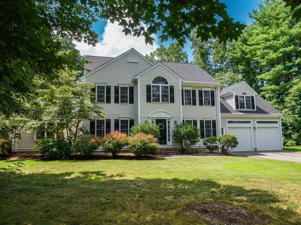 5 Johnson Dr, Lakeville, MA 02347