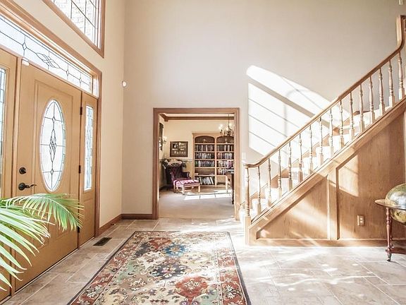 4th image of 1381 Quaker Way