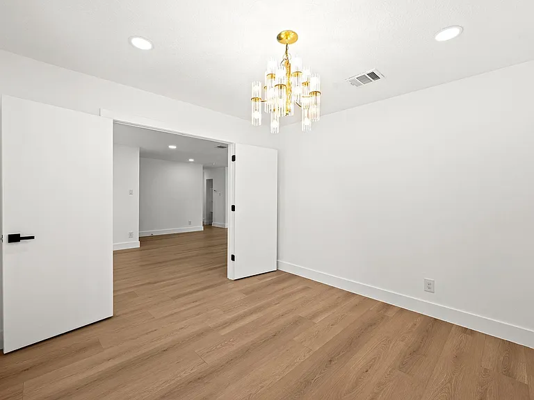 7631 Westwind Ln — Photo 9